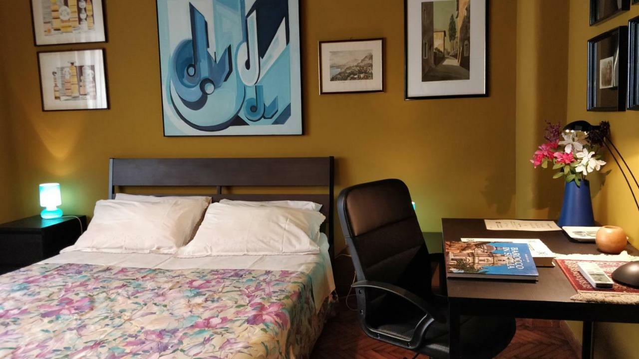 Suite Time Van Gogh Катания Экстерьер фото